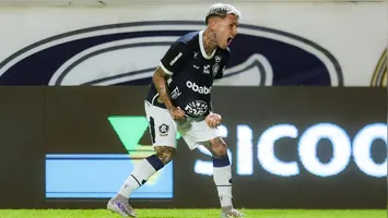 O contrato do meia com o Remo é válido até o meio do ano