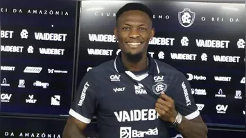 Duplexe Tchamba, novo zagueiro do Remo, promete lutar por títulos e já está pronto para ajudar.