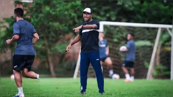 A equipe será comandada pelo auxiliar Felipe Surian