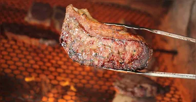 Divirta-se no Churras & Brejas com comida e cerveja especiais