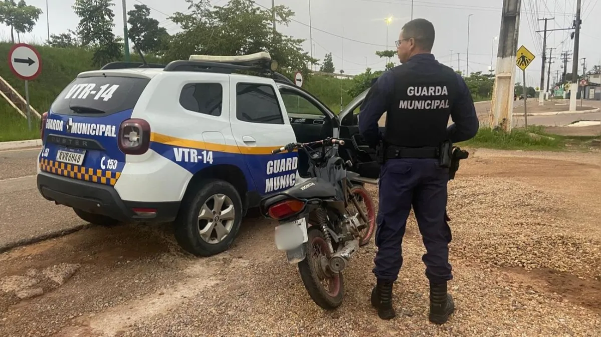 Imagem ilustrativa da notícia Guarda Municipal recupera moto furtada de vítima de acidente
