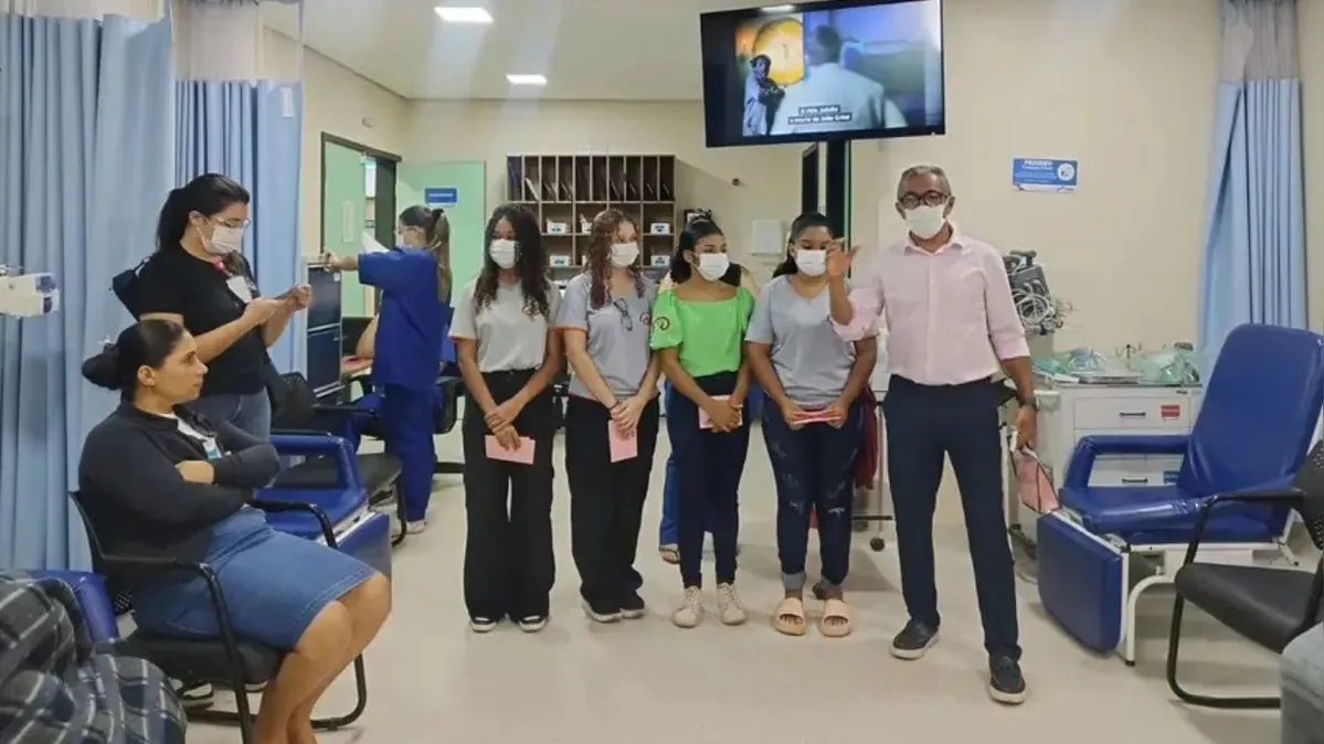 Imagem ilustrativa da notícia Estudantes levam afeto a pacientes oncológicos em Marabá