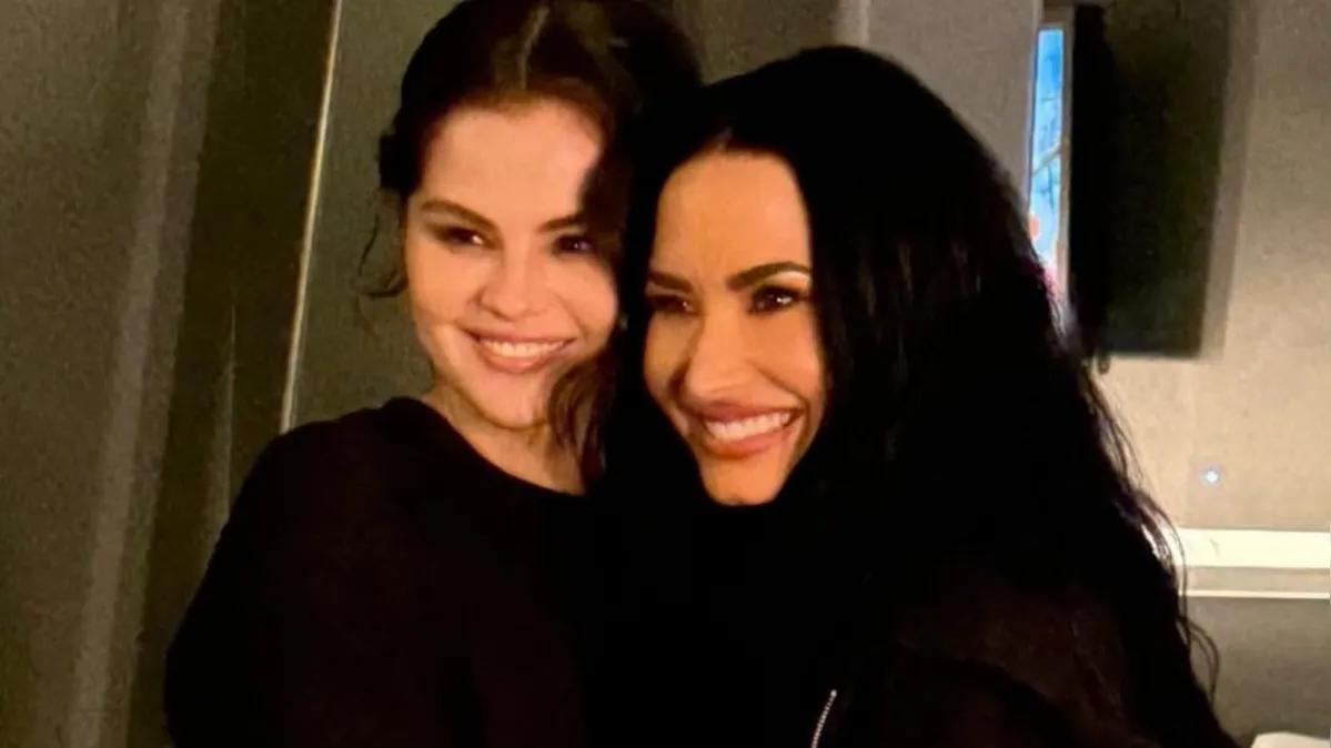 Imagem ilustrativa da notícia Demi Lovato e Selena Gomez se reencontram e agitam a web