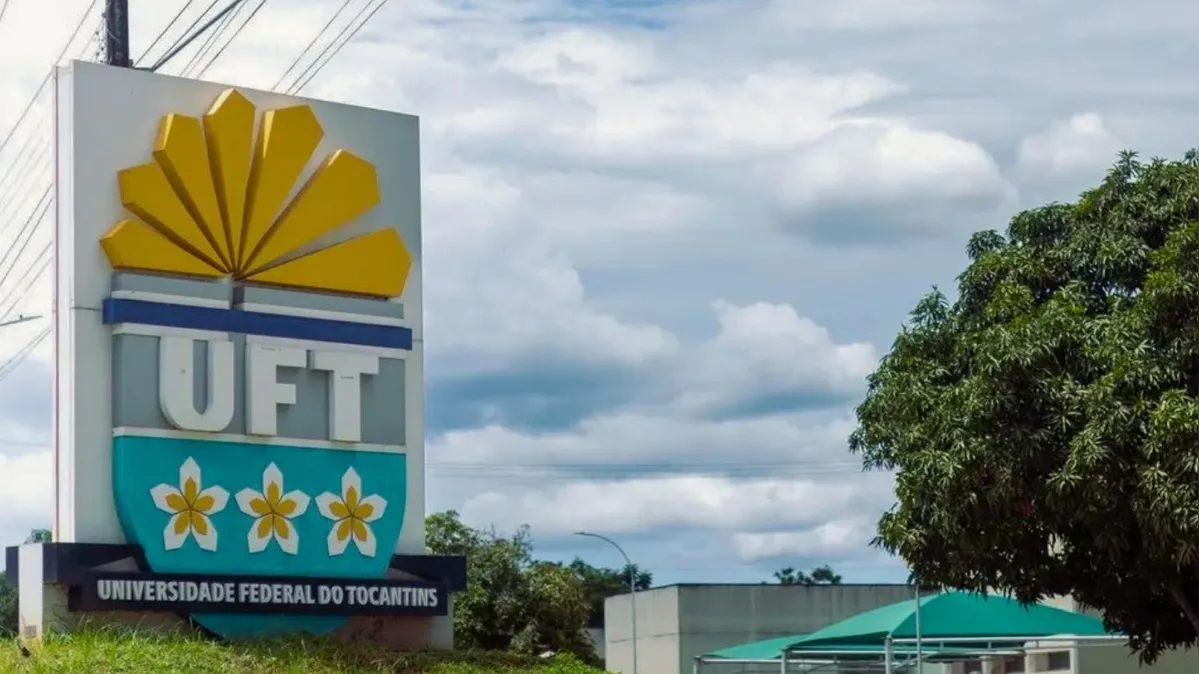 Imagem ilustrativa da notícia Universidade abre inscrições para concurso com salários de até R$ 5,2 mil