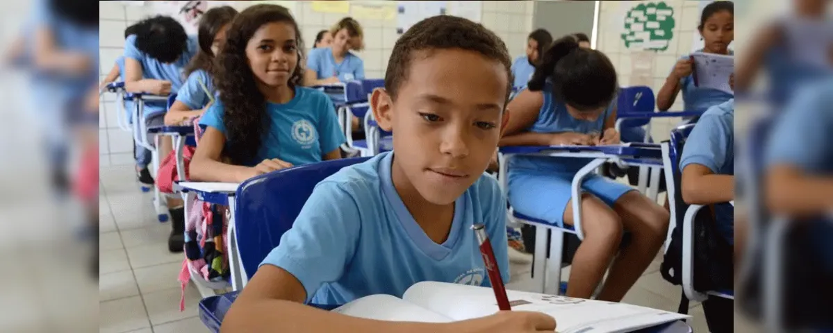 As matrículas para novos alunos da rede estadual devem ser feitas exclusivamente on-line, pelo site oficial da Seduc.