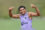 De saída do galo, Rony já teria acertado com o Santos.