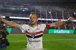 São Paulo contrata Rafinha como novo gerente esportivo em busca de renovação na gestão do futebol