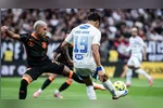 Corinthians vence Cruzeiro nos pênaltis e avança à final da Copa do Brasil.