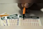 Mega-Sena acumula mais uma vez, eleva o prêmio para R$ 35 milhões e renova a expectativa dos apostadores para o próximo sorteio.