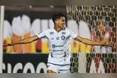 Lucas Tocantins marcou um dos gols do Remo sobre o Vitória, no Barradão, em 2021.
