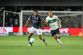 Lateral se lesionou contra o Coritiba, na sexta rodada do Brasileirão