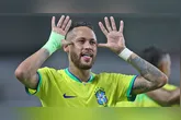 Neymar aproveitou a convocação para encher o bolso