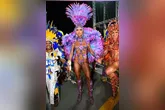 Sabrina Sato em desfile pela Gaviões da Fiel.
