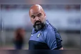 Flávio Garcia comanda o Remo no clássico Re-Pa enquanto Léo Condé chega.