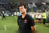 O contrato do treinador com o clube paulista é válido até dezembro de 2026.
