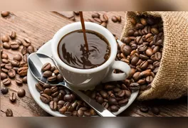 Além disso, caso o consumidor encontre esses lotes ainda à venda, a orientação é formalizar uma denúncia por meio dos canais oficiais do Mapa