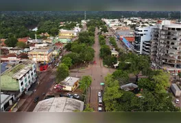 Movimentação econômica em Parauapebas: município lidera a geração de empregos no sudeste paraense em novembro, impulsionado pelo setor de serviços.