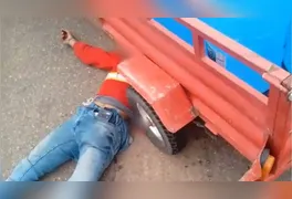 De acordo com informações preliminares colhidas pela Polícia Civil, Ítalo trafegava pela rodovia quando foi interceptado por dois homens em uma motocicleta preta