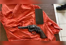 A intervenção terminou com um suspeito morto após confronto e a prisão de um foragido da delegacia de Anapu.