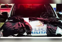 A ofensiva policial teve início após dois roubos sequenciais registrados na cidade.