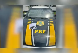 A averiguação revelou que o indivíduo, identificado pelas iniciais N. S. S., era alvo de um mandado de prisão expedido pela Justiça do Estado do Pará.