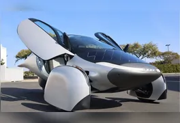 O objetivo da empresa é reduzir a dependência de infraestruturas de recarga, que ainda são um gargalo para a popularização dos carros elétricos em diversas partes do mundo