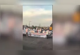 Um grupo de manifestantes interditou um trecho estratégico da rodovia PA-150, no município de Goianésia do Pará