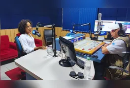 Jamile gerencia seu próprio empreendimento em Murumuru, conciliando o trabalho de manicure e vendedora com os estudos de enfermagem.