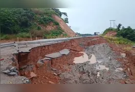 A situação da BR-422 voltou a preocupar condutores que trafegam entre os municípios de Tucuruí e Novo Repartimento.