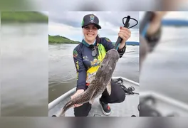 Prática do "pesque e solte" garante a preservação das espécies de peixes de couro durante a competição no Rio Xingu.