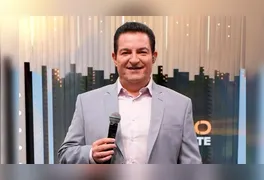 Reprodução de videochamada mostra uso de tecnologia deepfake para simular a imagem do apresentador Renato Ambrósio durante tentativa de golpe.