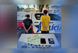 Balança de precisão e diversidade de drogas apreendidas com os suspeitos no Setor Marechal Rondon.