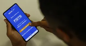 O saque-aniversário é uma das modalidades de sacar o FGTS