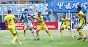 Ítalo marcou duas vezes, mas apenas uma valeu