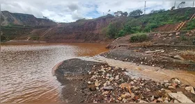 Para o MP e o Estado, a mineradora descumpriu normas de segurança ambiental.