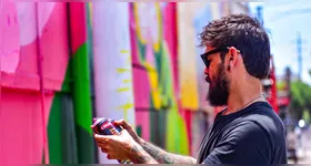 O mural está sendo produzido pelo paraense Luan Rodrigues, conhecido com Kambô Art