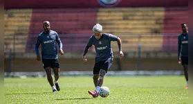 Leão sabe que precisa começar a somar pontos, mesmo longe de casa, para deixar a incômoda última colocação.