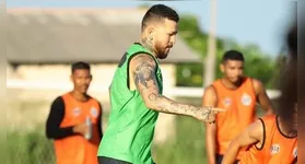 Rossi está sem clube desde a saída do Paysandu
