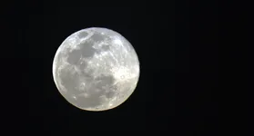 Descubra os fenômenos astronômicos de 2026, incluindo superluas, chuvas de meteoros e eclipses