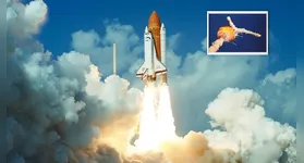 Rastro de fumaça deixado pela desintegração do ônibus espacial Challenger sobre o Oceano Atlântico pouco após a decolagem.