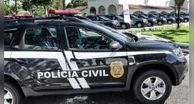 Roquidson responde pelo crime tipificado no Artigo 157 do Código Penal (Roubo).