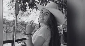 Um grave acidente de trânsito resultou na morte da jovem Lorrane da Silva Costa, de 20 anos, na noite desta sexta-feira (16).