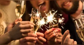 Mensagens de Ano-Novo carregam desejos de recomeço, esperança e conexão.