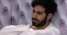 Ricardinho no Quarto Branco do BBB 26: atitudes ousadas e estratégias inusitadas já agitam a disputa pelas últimas vagas do reality.