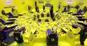 Participantes do BBB 26 encaram a primeira Prova do Líder, que virou uma longa disputa de resistência e atravessou a madrugada.