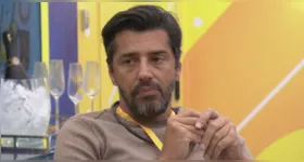 Alberto Cowboy conversa com aliados e articula estratégia para confundir votos no BBB 26.