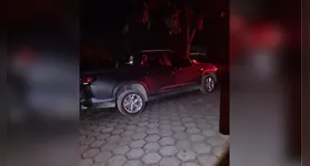 Veículo Abandonado: Após o crime, a suspeita fugiu e abandonou o veículo utilizado na ação em uma rua de Ourilândia do Norte.