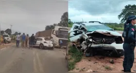 Registros fotográficos feitos logo após a batida revelam a violência do impacto. A parte frontal de um dos automóveis ficou totalmente destruída com a força da colisão.