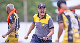 Guilherme Furtado foi promovido do sub-20 e está fazendo história