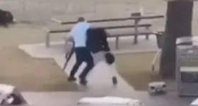 O ataque deixou 11 mortos e ao menos 11 feridos, entre eles dois policiais.